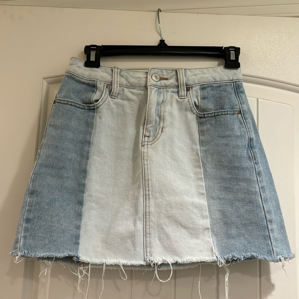 Like new jeans skirt. Pac Sun size 24